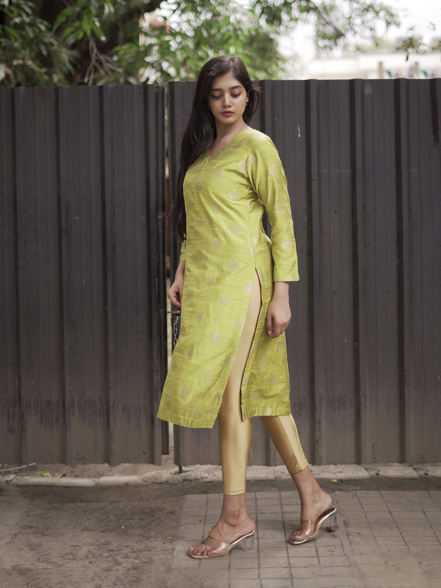 Ahana - Cotton Silk Weave Kurta - Parrot Green