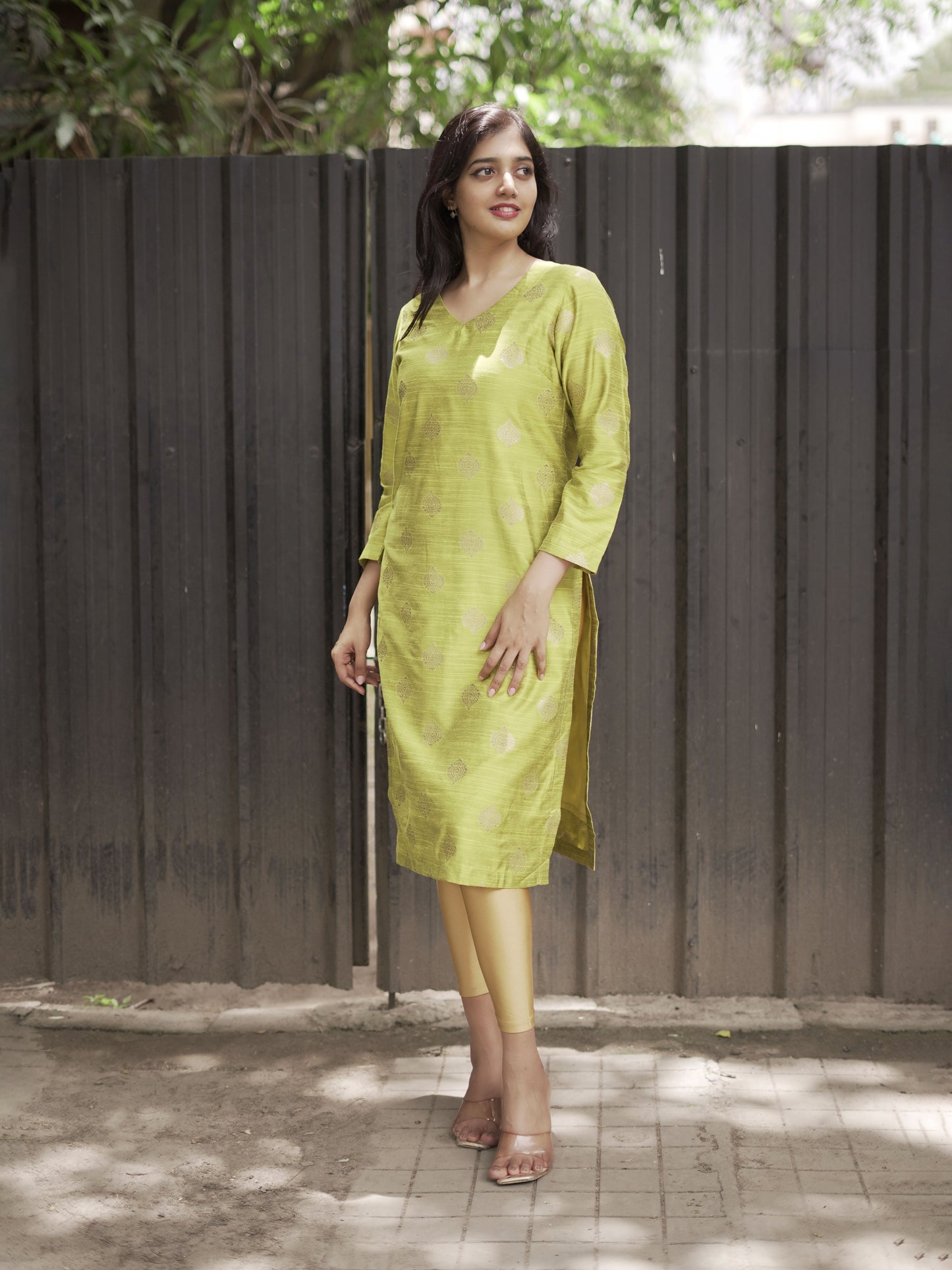 Ahana - Cotton Silk Weave Kurta - Parrot Green