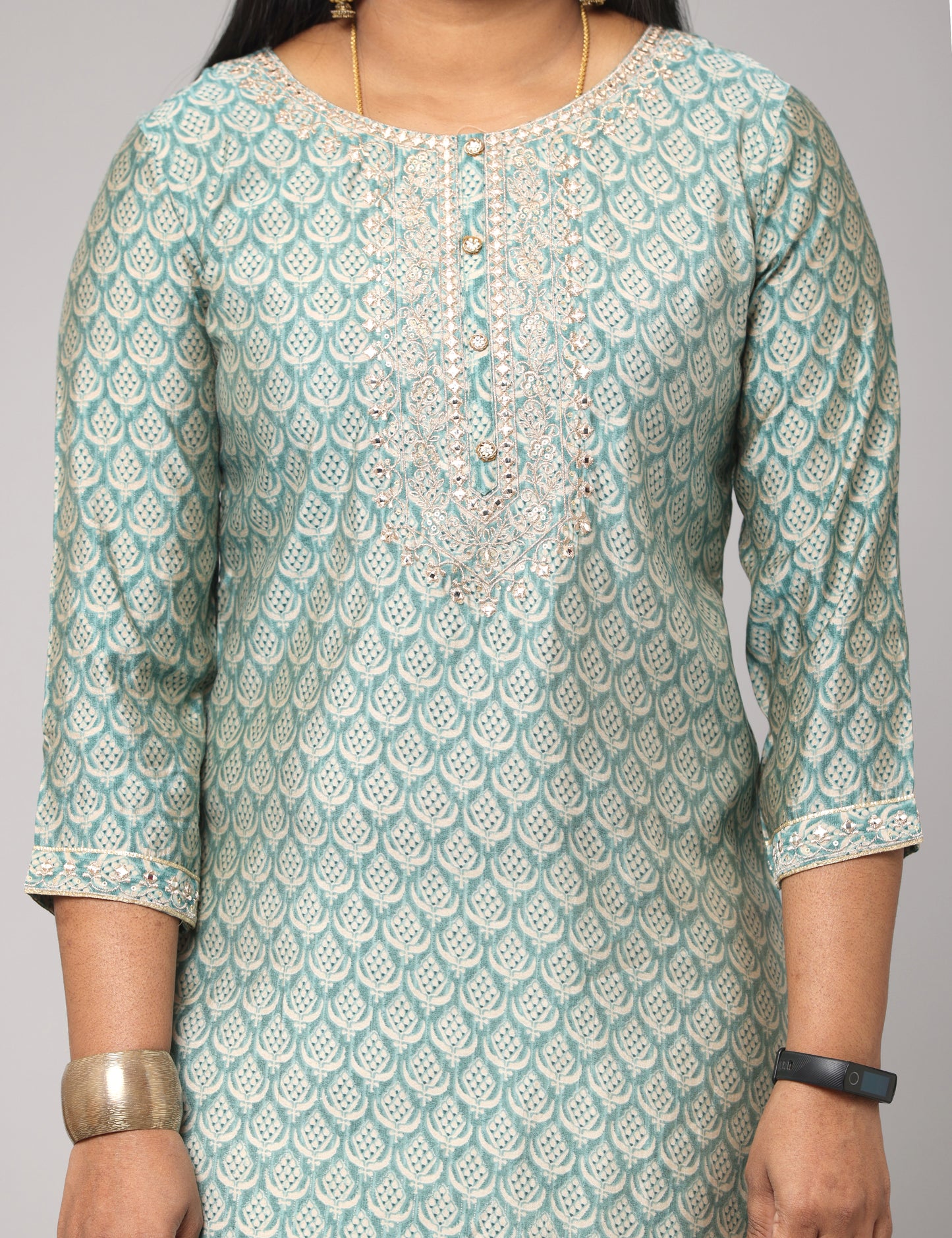 Chavvi - Maslin kurta with hand work - Green