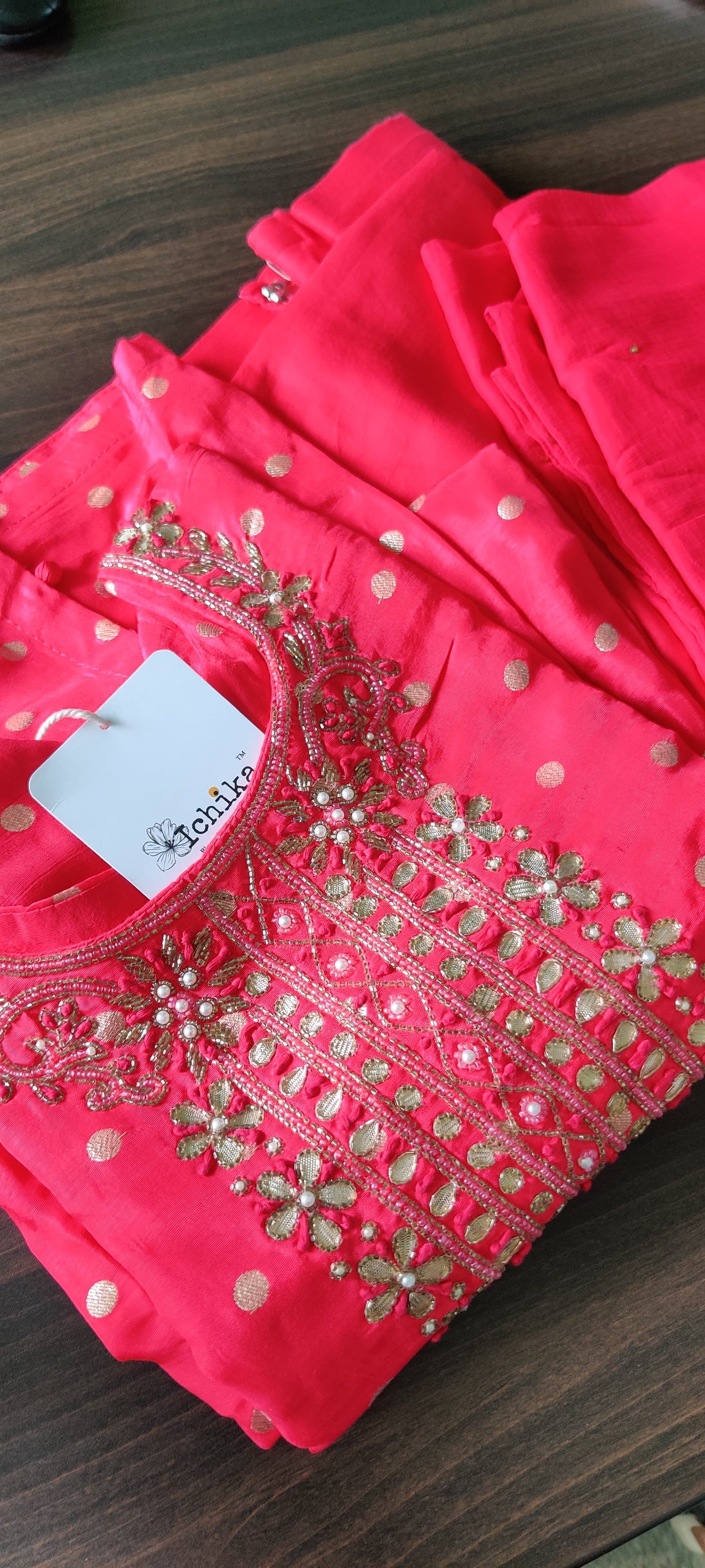 Laksya - Premium Maslin Hand work kurti set with weaving butties - Pink