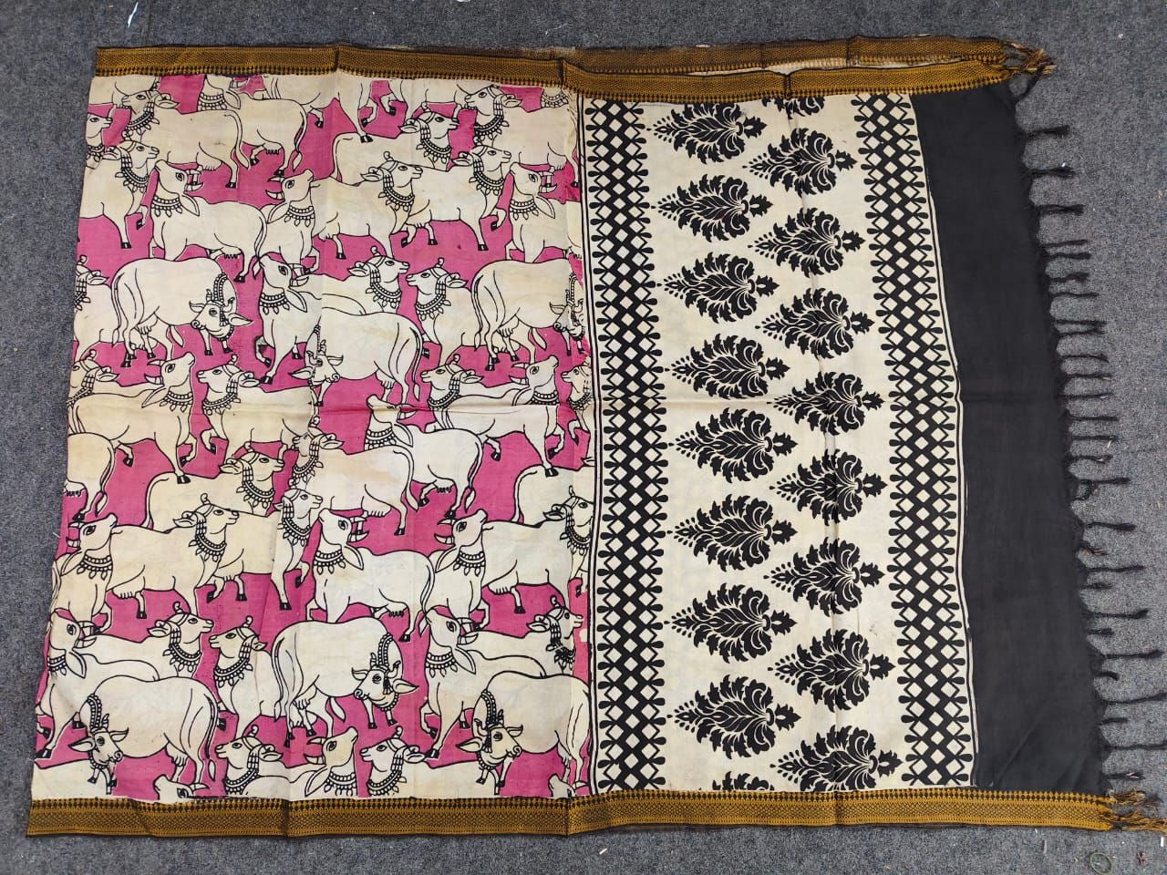 Kalamkari Dupatta - Chennuri silk - Pink and half white
