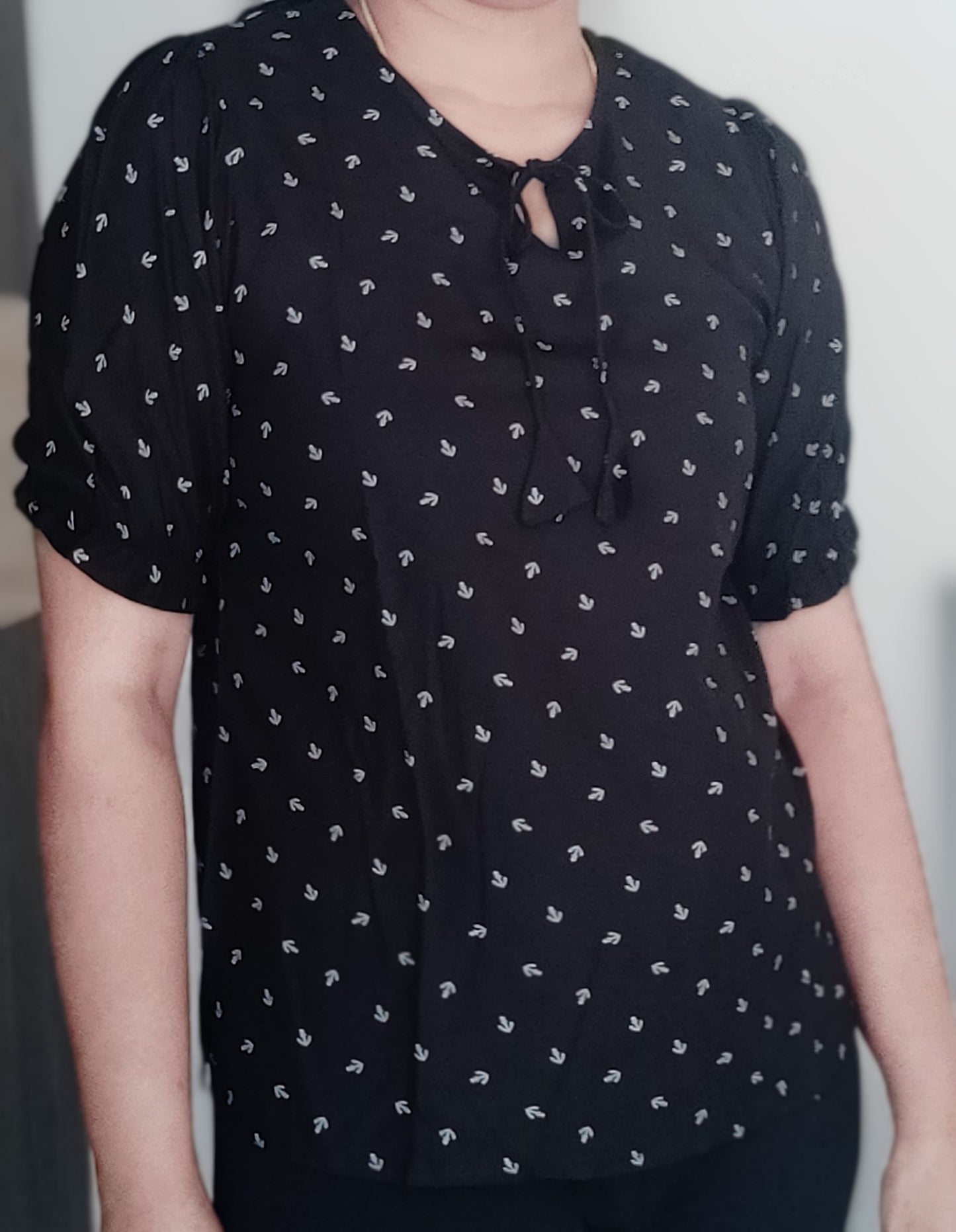 Akira - Premium Short top