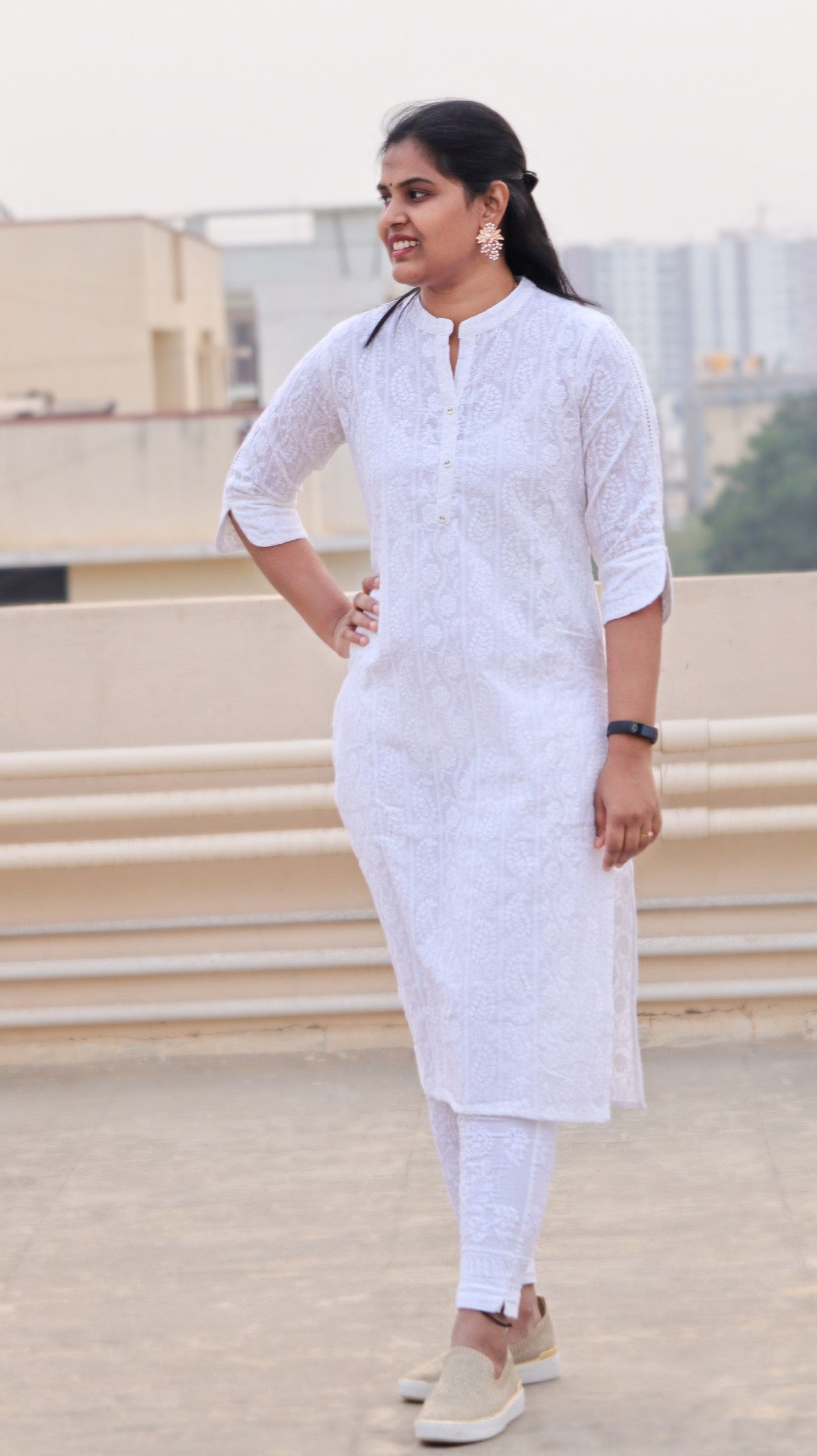 Chikankari kurti - white