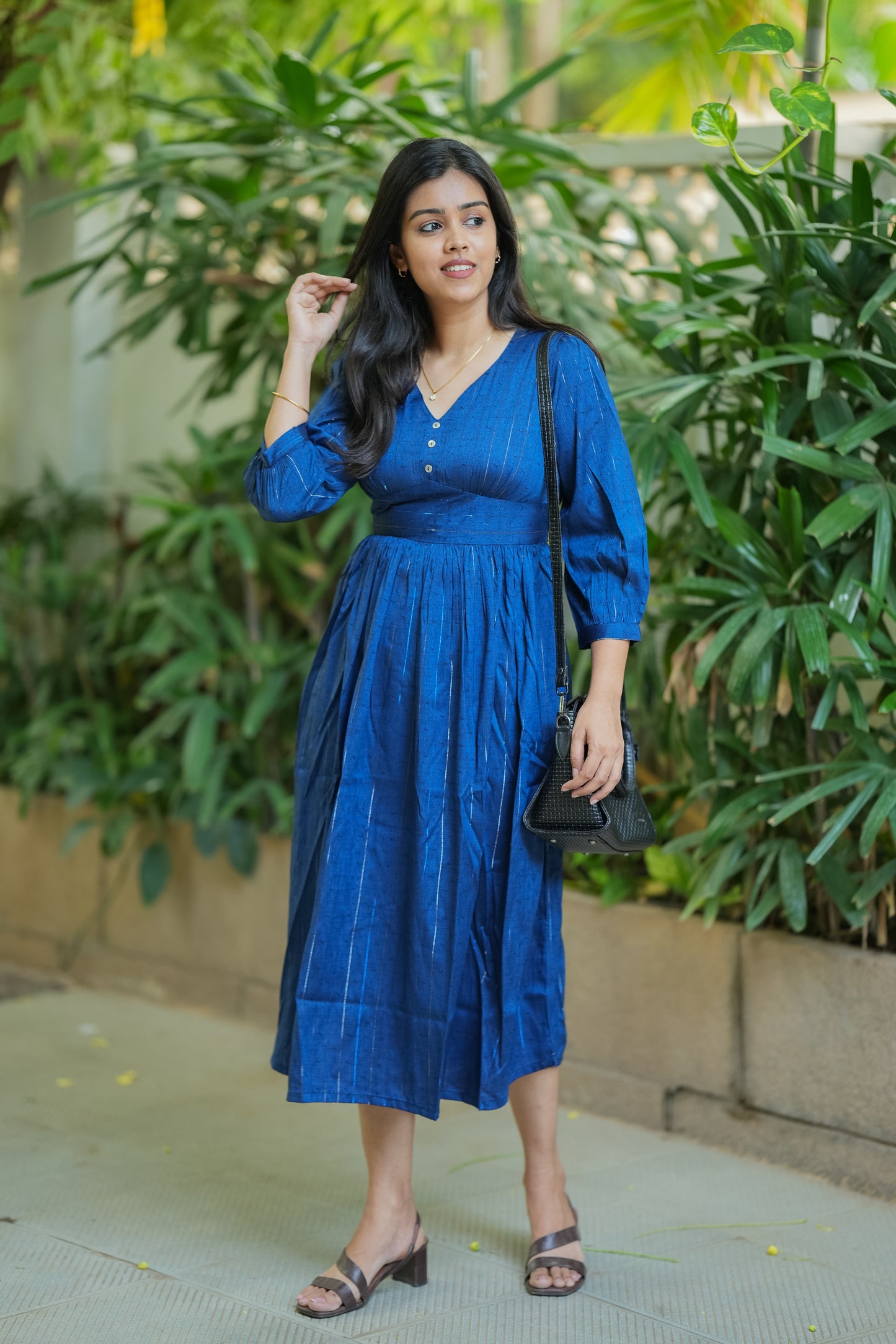 Nitara - Casual/Vacation dress- Blue