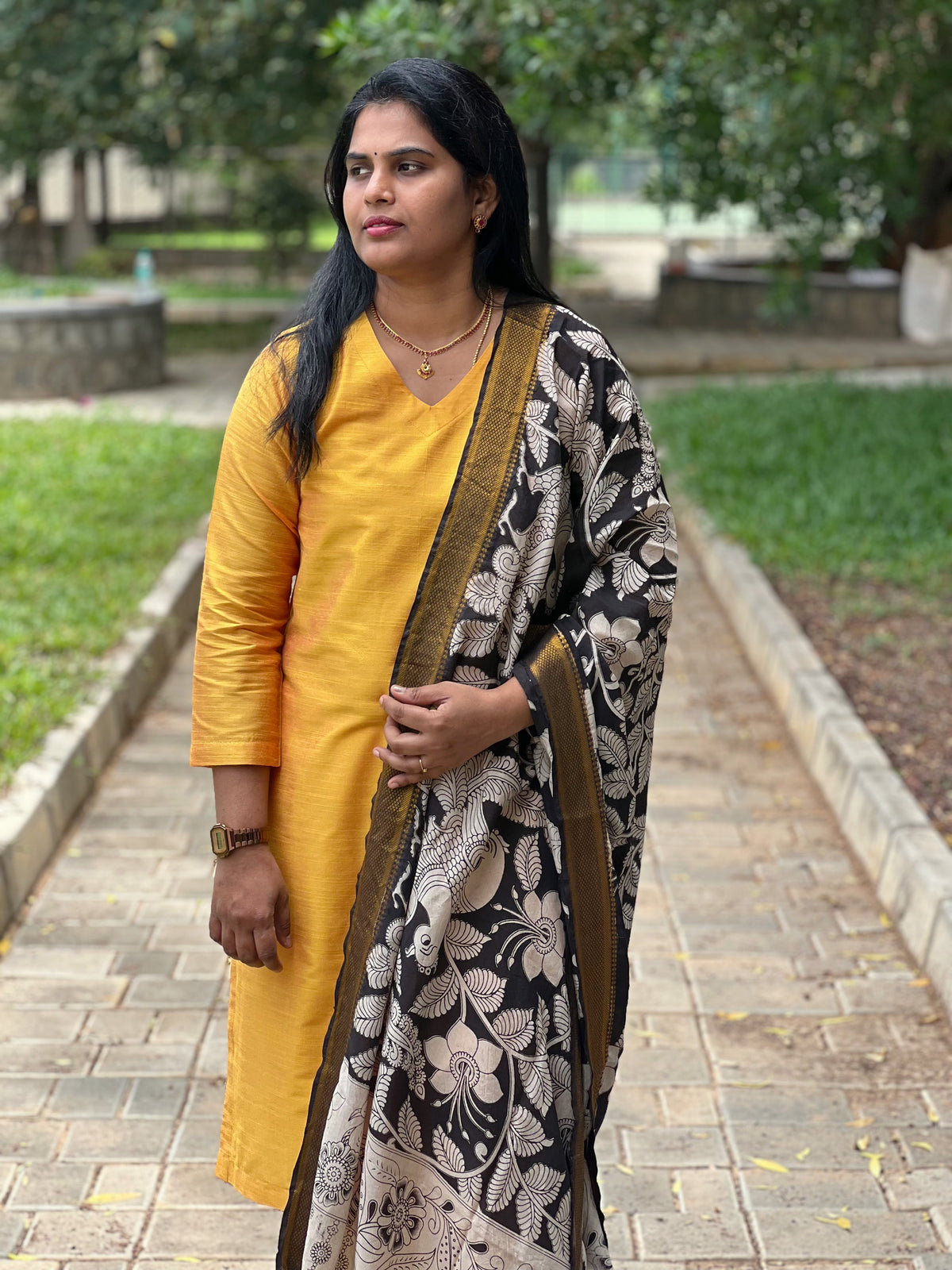 Mari Gold Yellow Silk cotton set