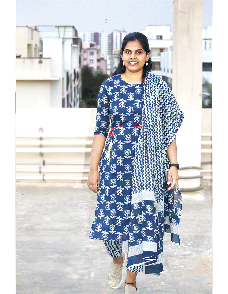 Block Printed cotton set with tie and back openable buttons
