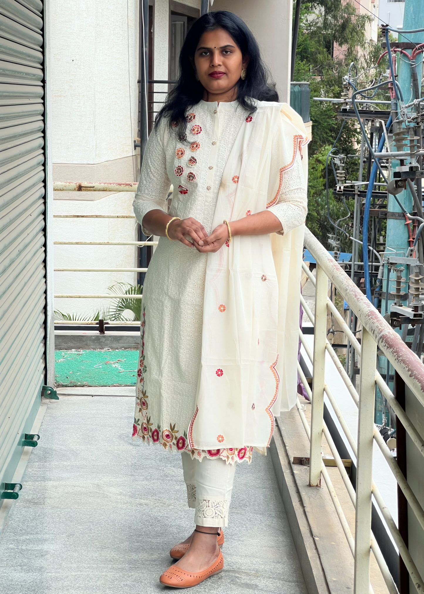 Aishwarya - Cotton Shifley embroidered set - Beige