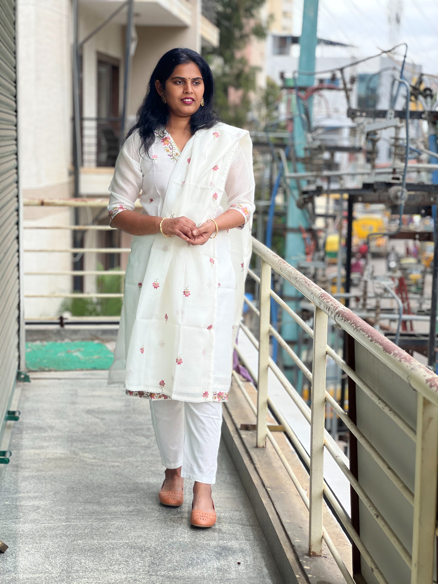 Soundarya - Kota Doria Embroidered Suit - White