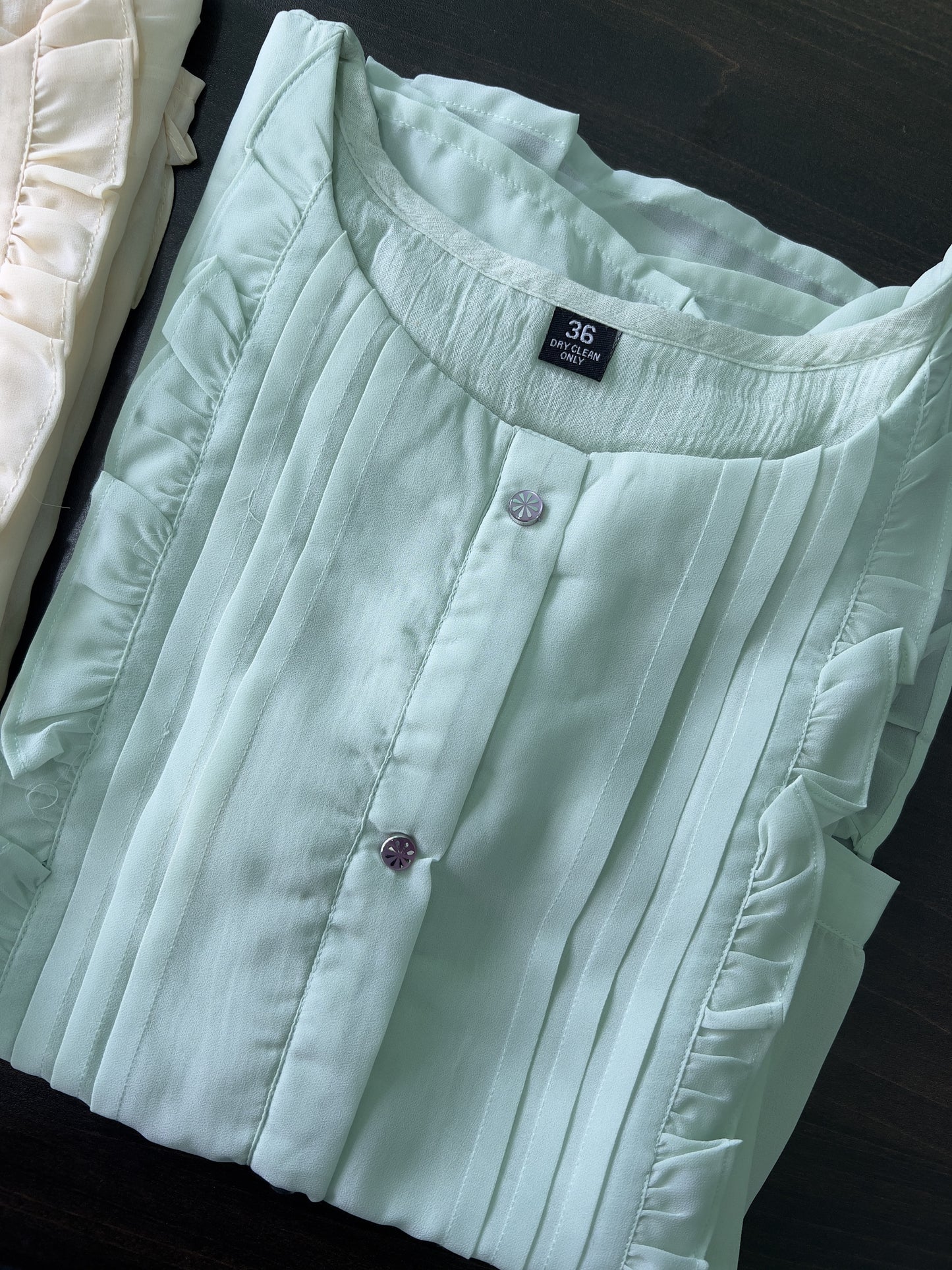 Aaravi - Premium Chiffon Short top - Green