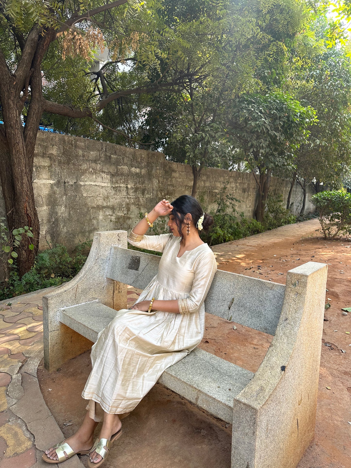Yogitha - Half white Silk cotton dress