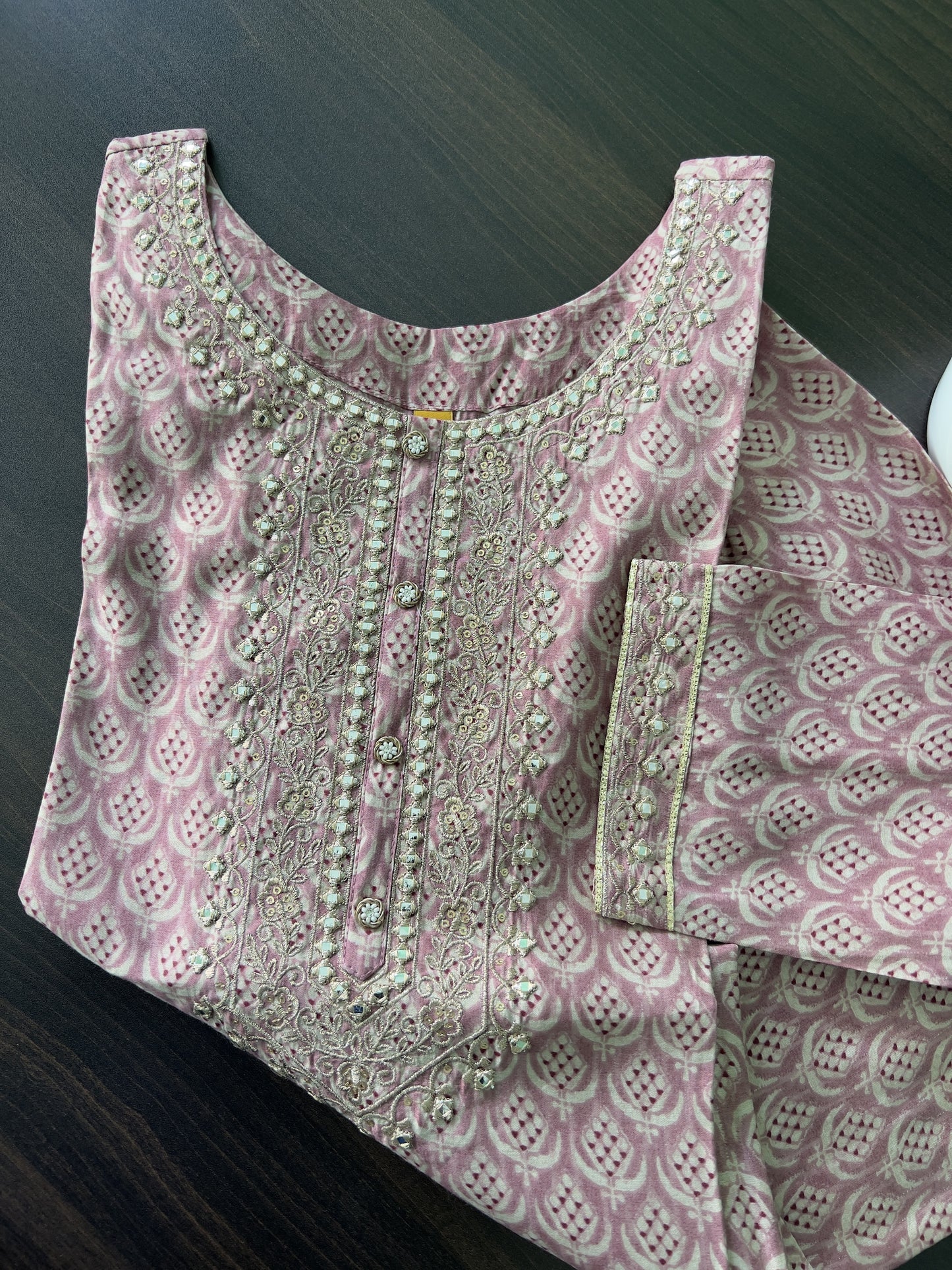 Varsha - Maslin kurta with hand work - Peach