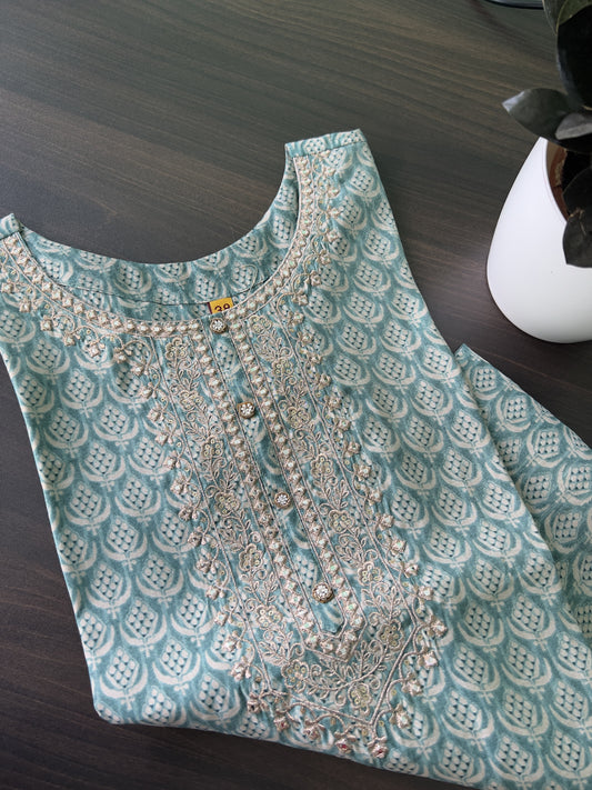 Chavvi - Maslin kurta with hand work - Green