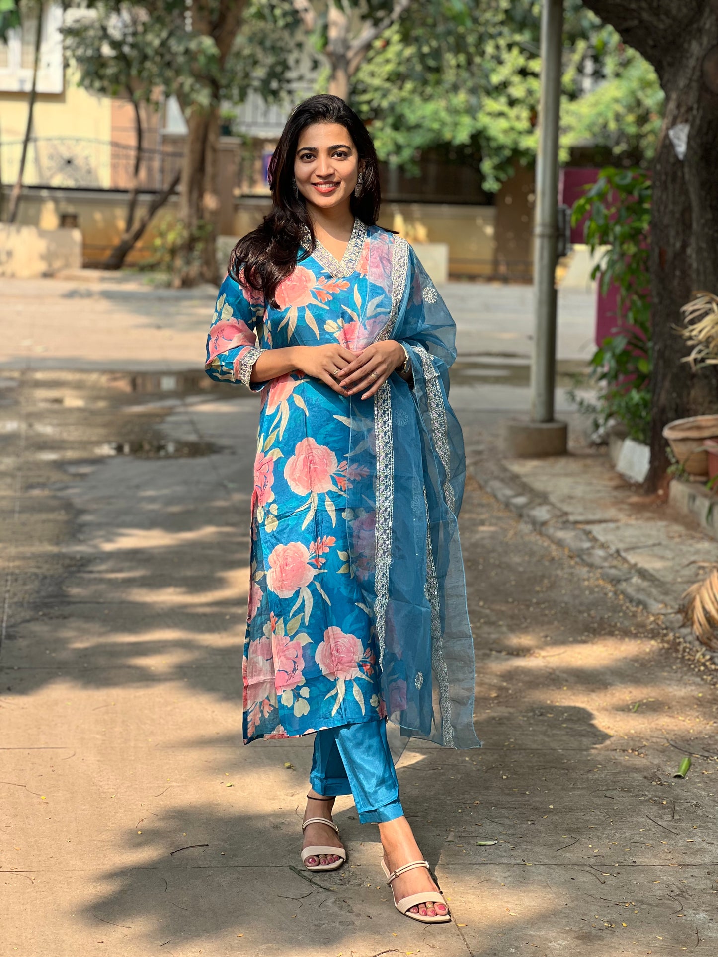 Kiara - Floral Silk kurti set - Blue