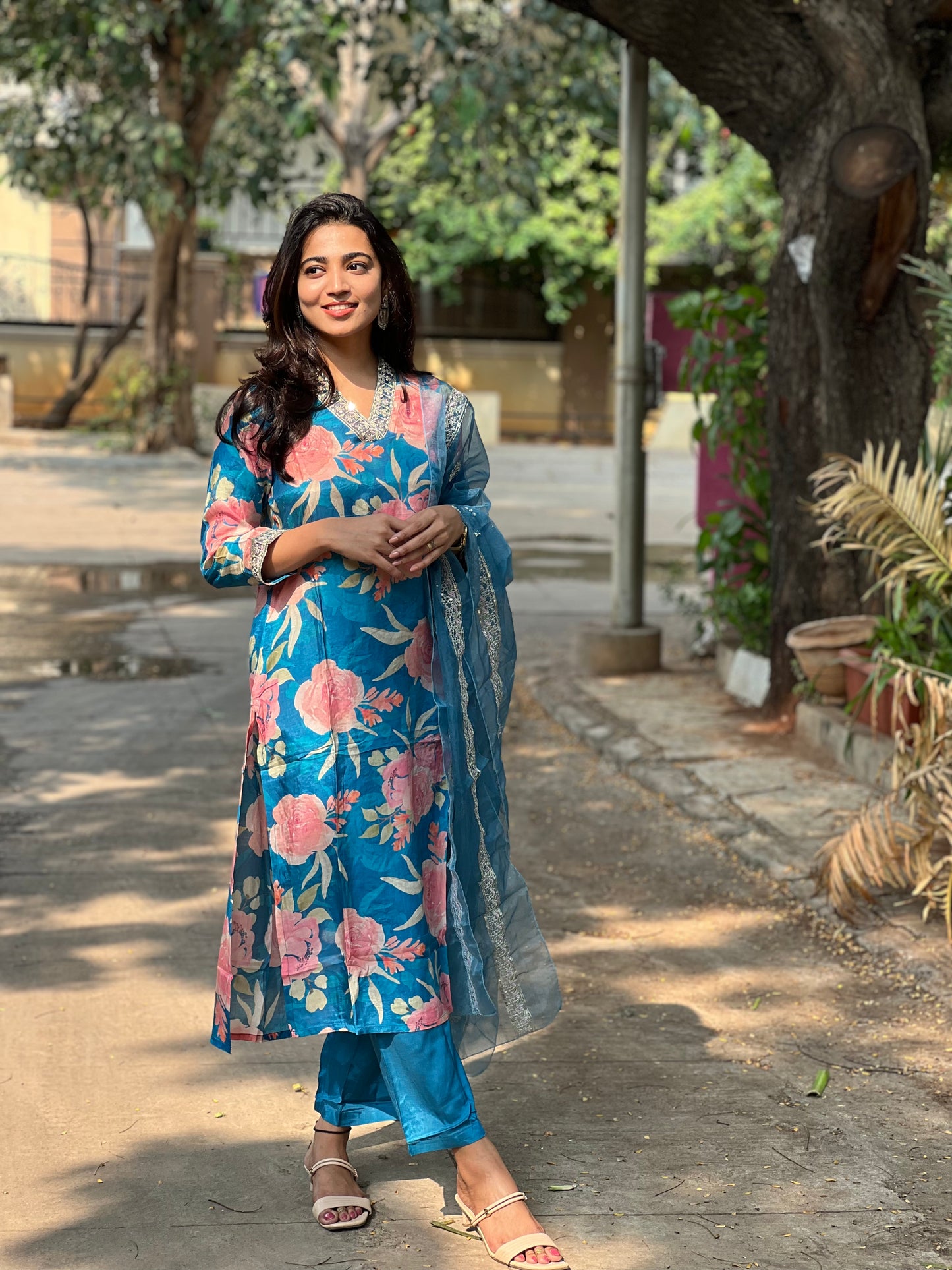 Kiara - Floral Silk kurti set - Blue