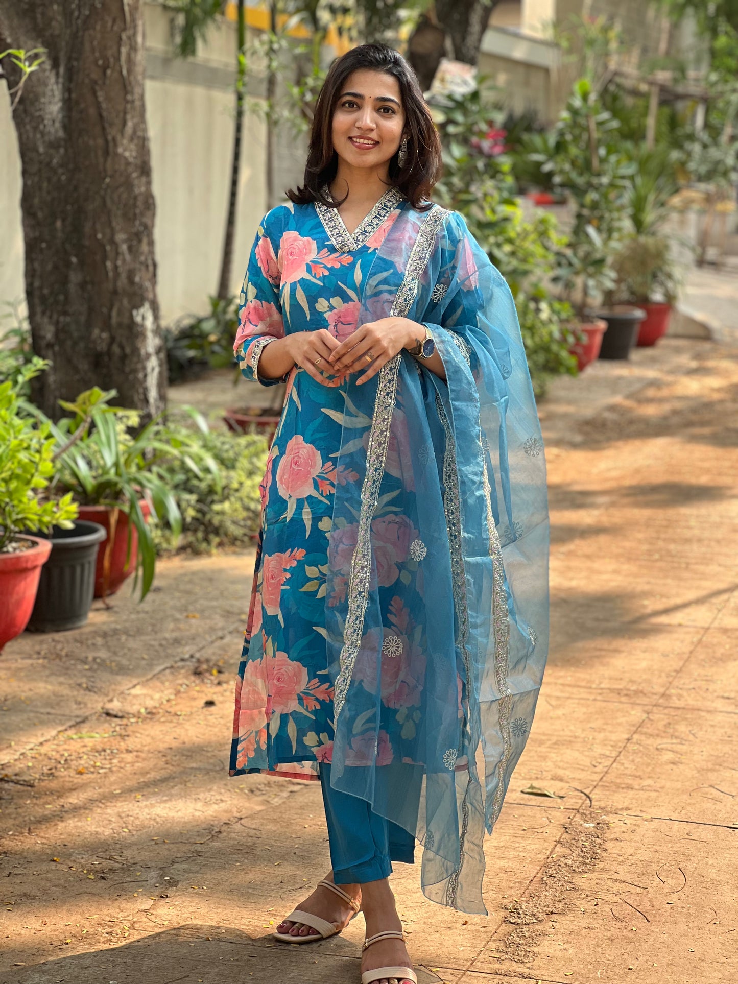 Kiara - Floral Silk kurti set - Blue