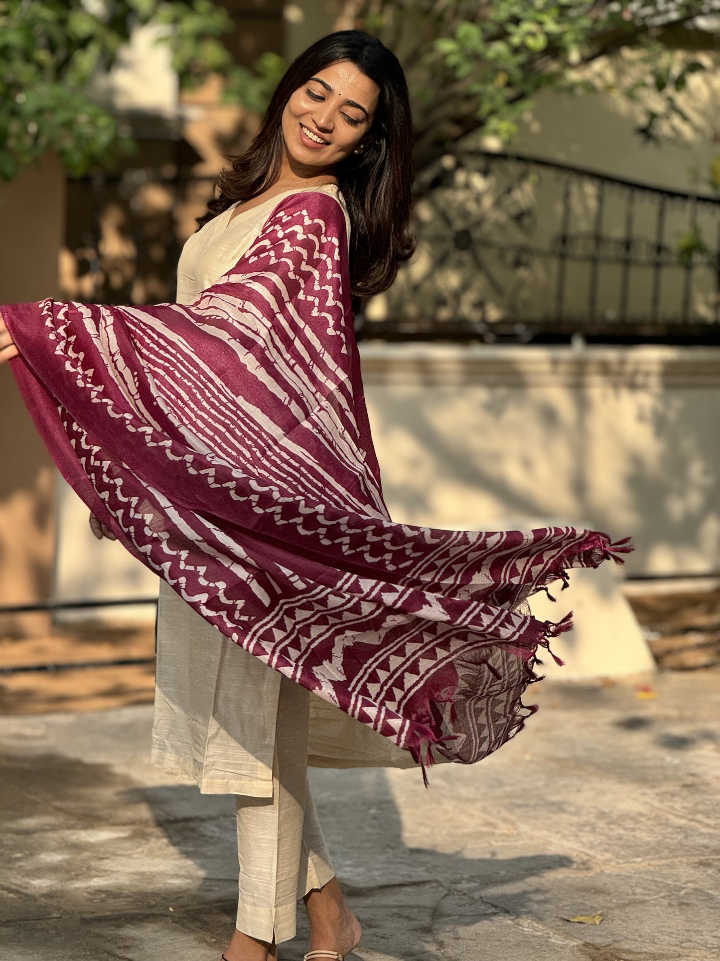 Swathi - Half white Silk cotton set with Kadhi silk dupatta