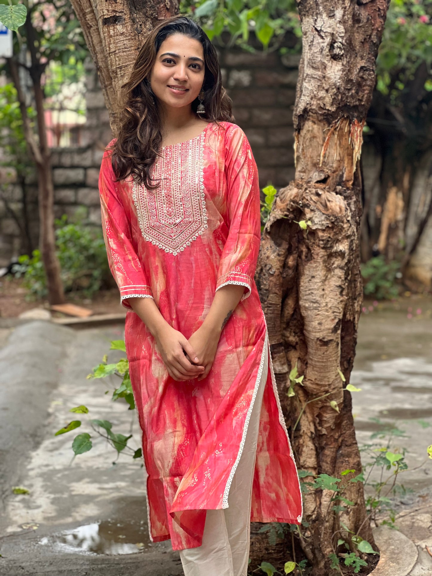 Mayukhi - Maslin Tie Dye kurta with hand work - Pink