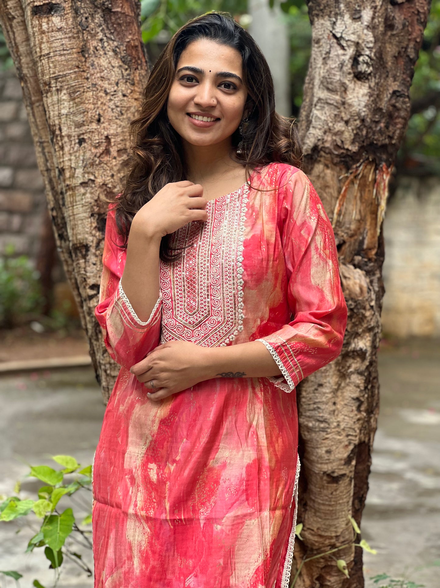 Mayukhi - Maslin Tie Dye kurta with hand work - Pink