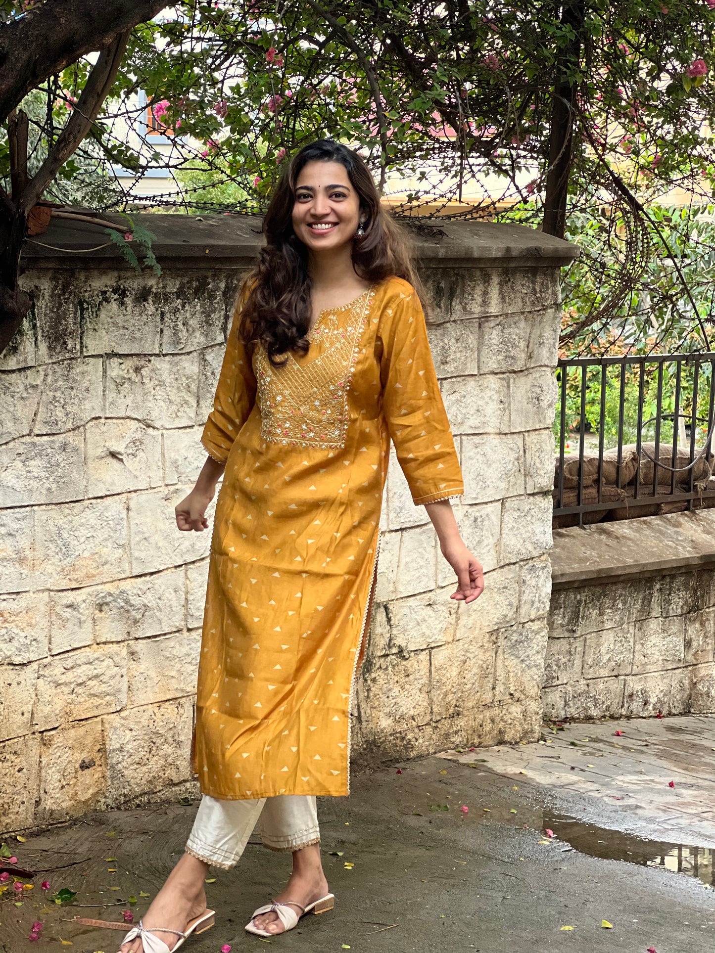 Sita - Maslin Tie Dye Kurta with hand work - Yellow
