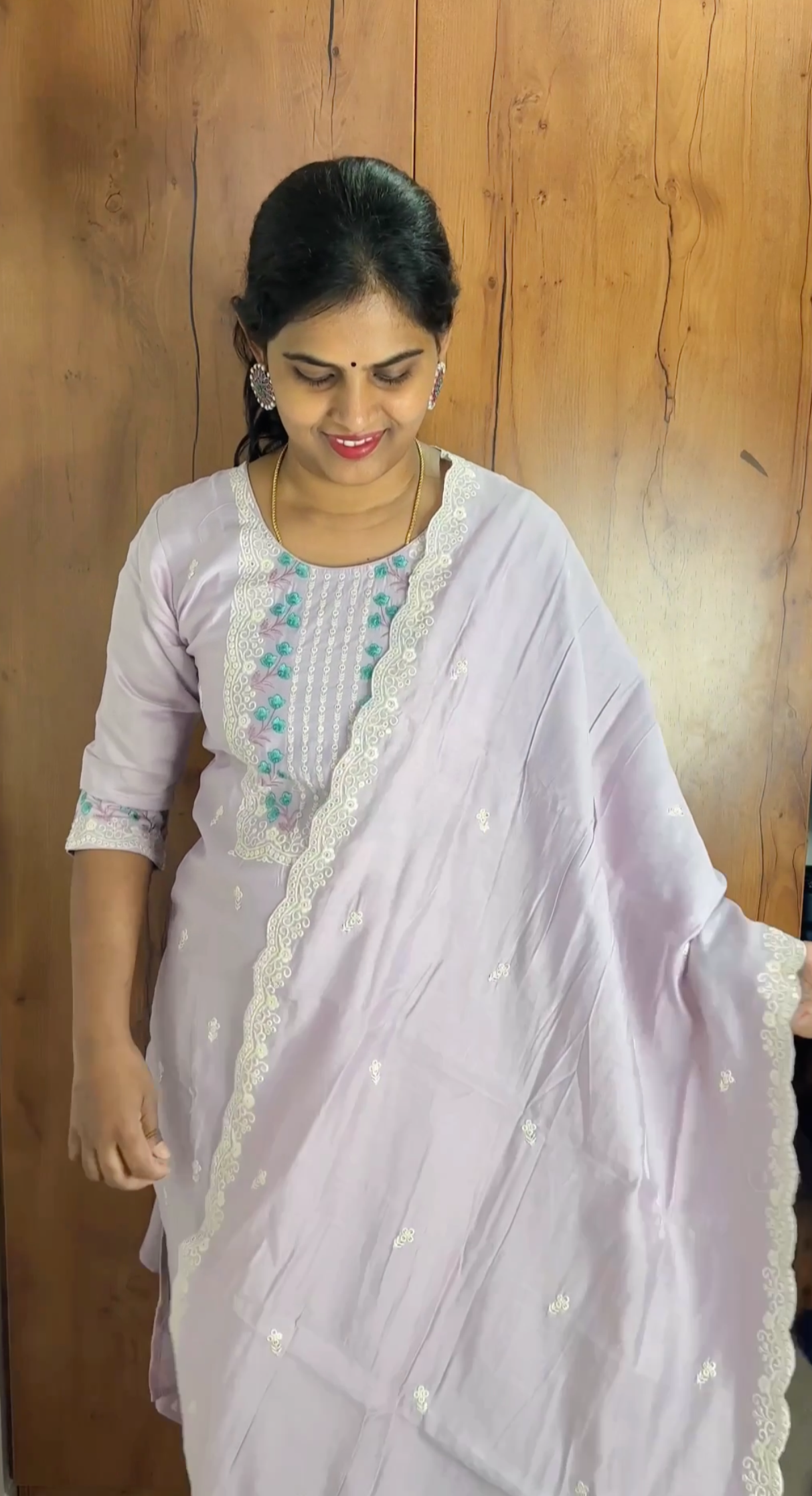 Silk suit with embroidery - lavender