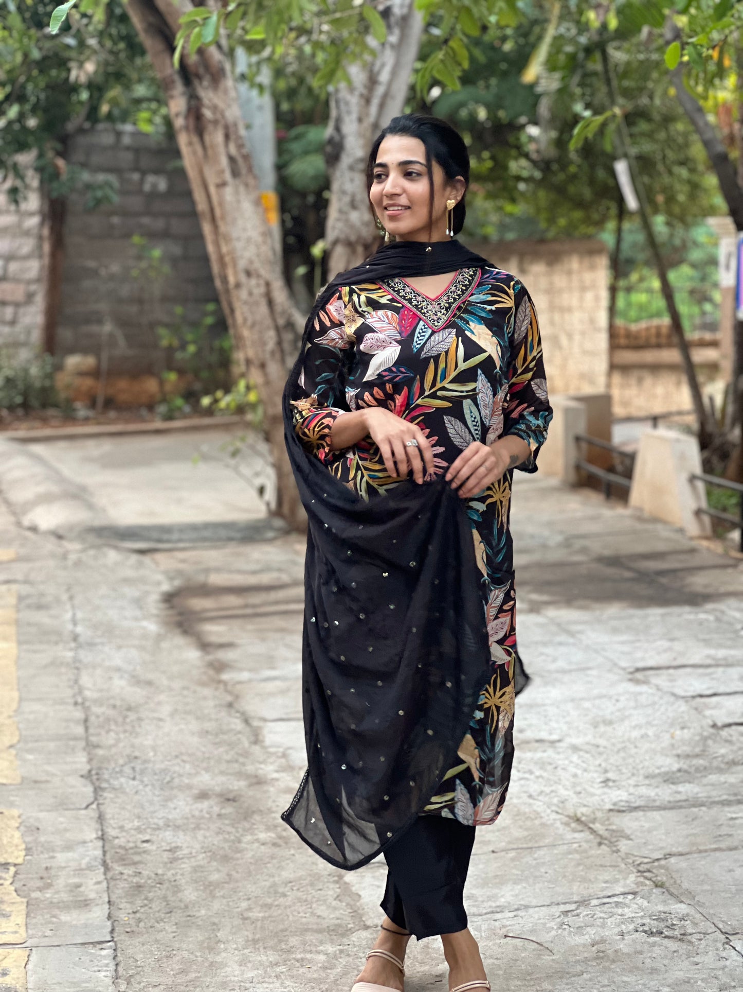 Jahnavi - Pure Chinon Digital Printed Suit - Black