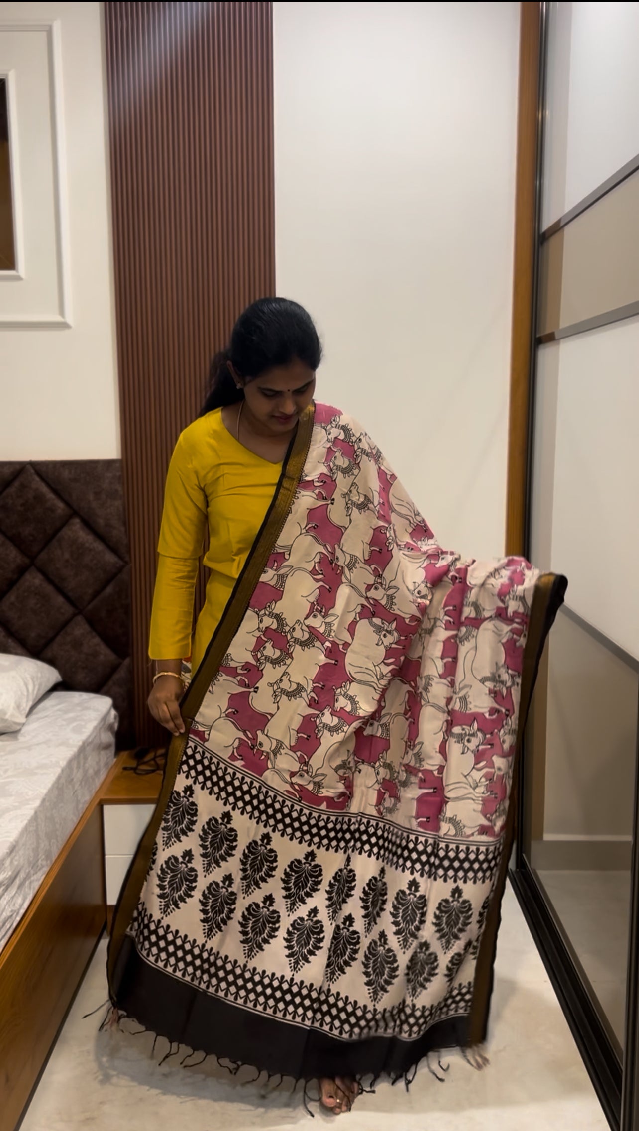 Kalamkari Dupatta - Chennuri silk - Pink and half white
