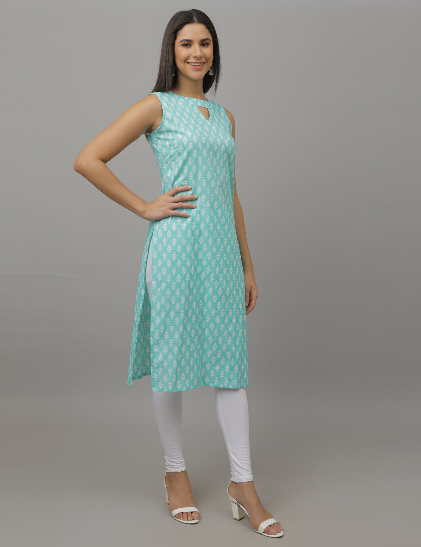 Oviya - Sleeveless Kurti