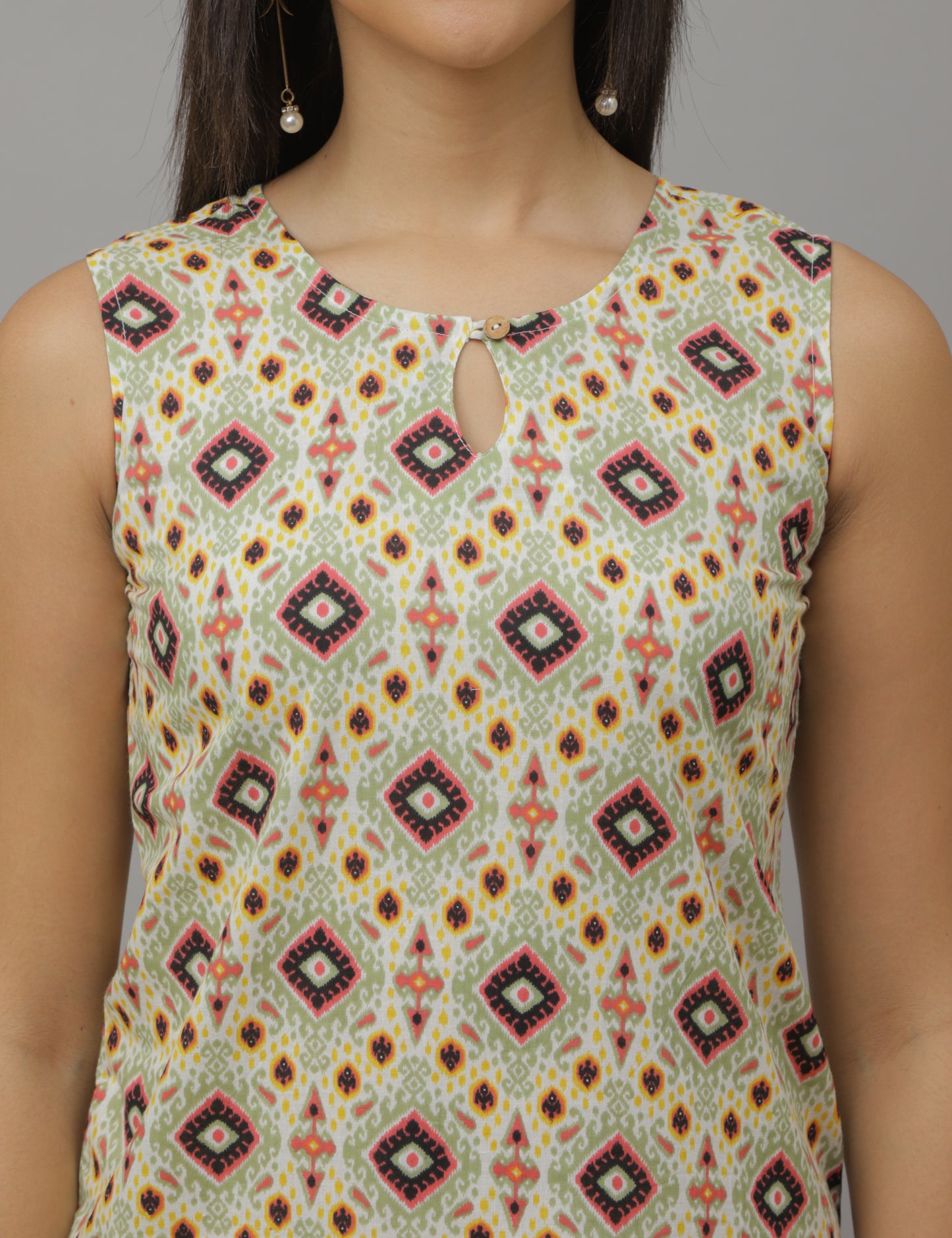 Anvi - Sleeveless Kurti