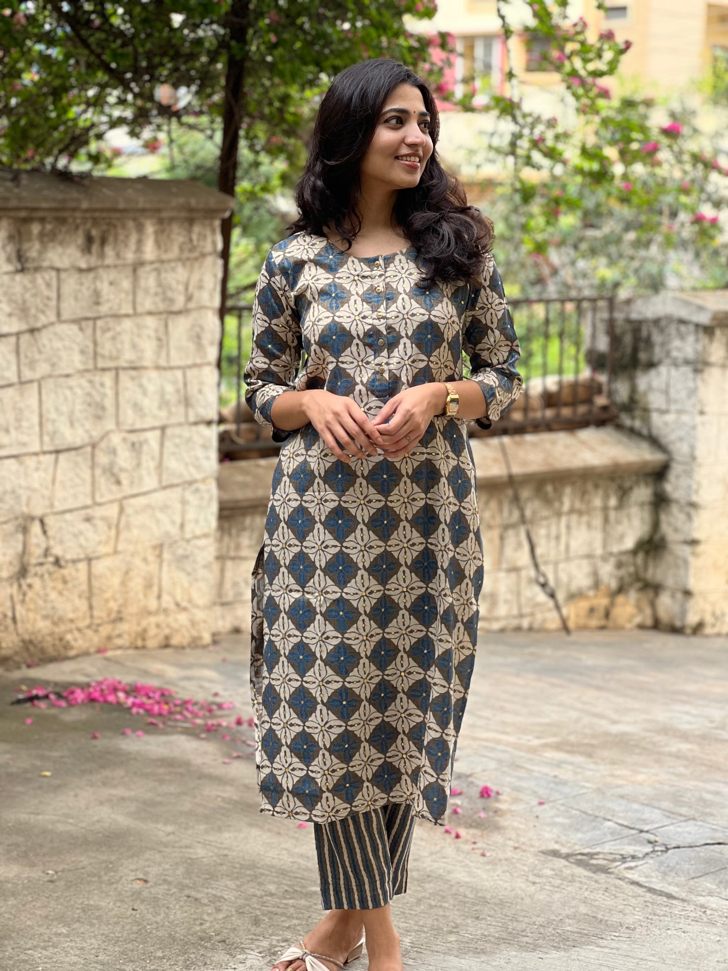 Devika - Rayon Capsule Kurti and pant set - Blue
