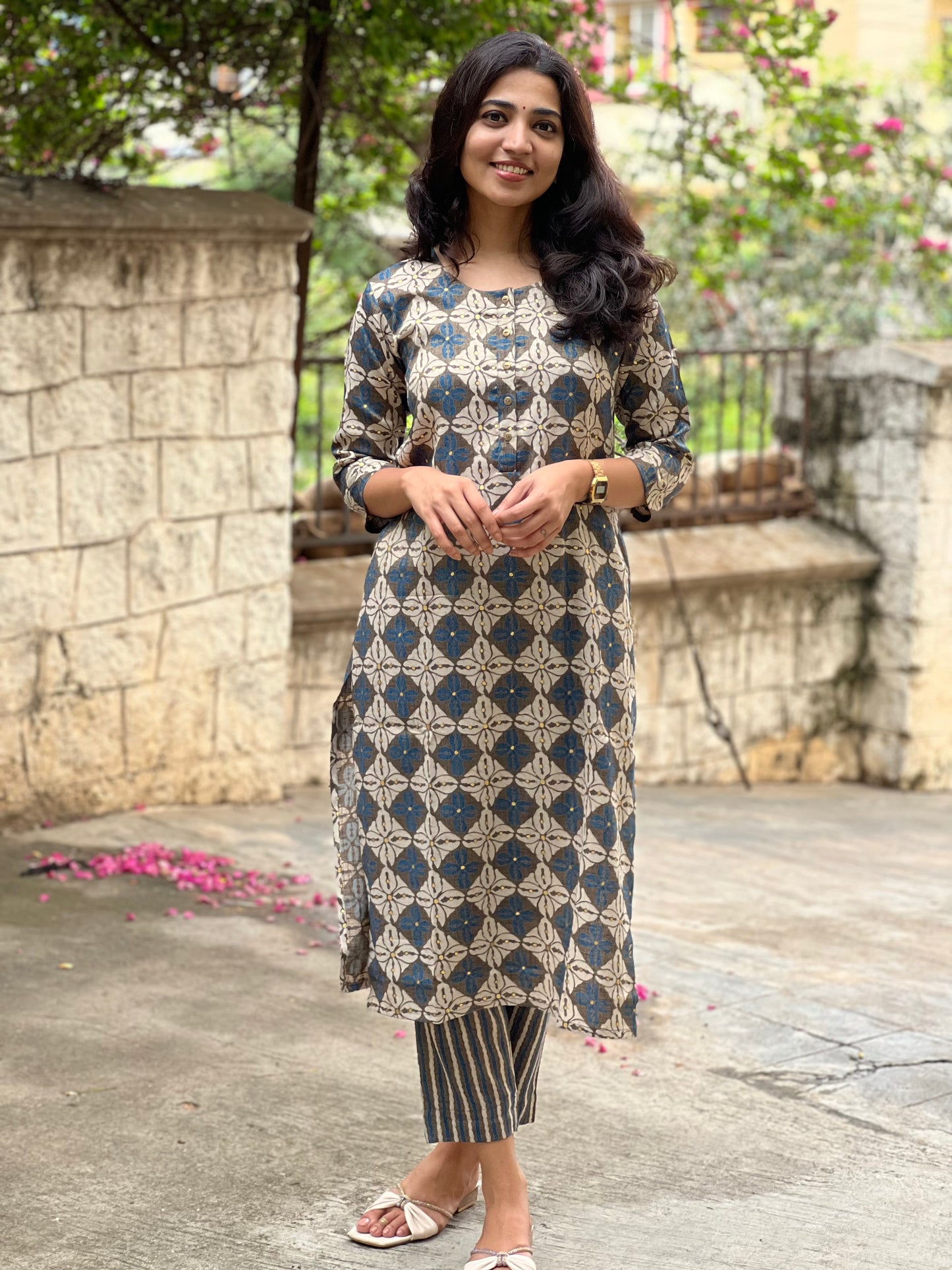 Devika - Rayon Capsule Kurti and pant set - Blue