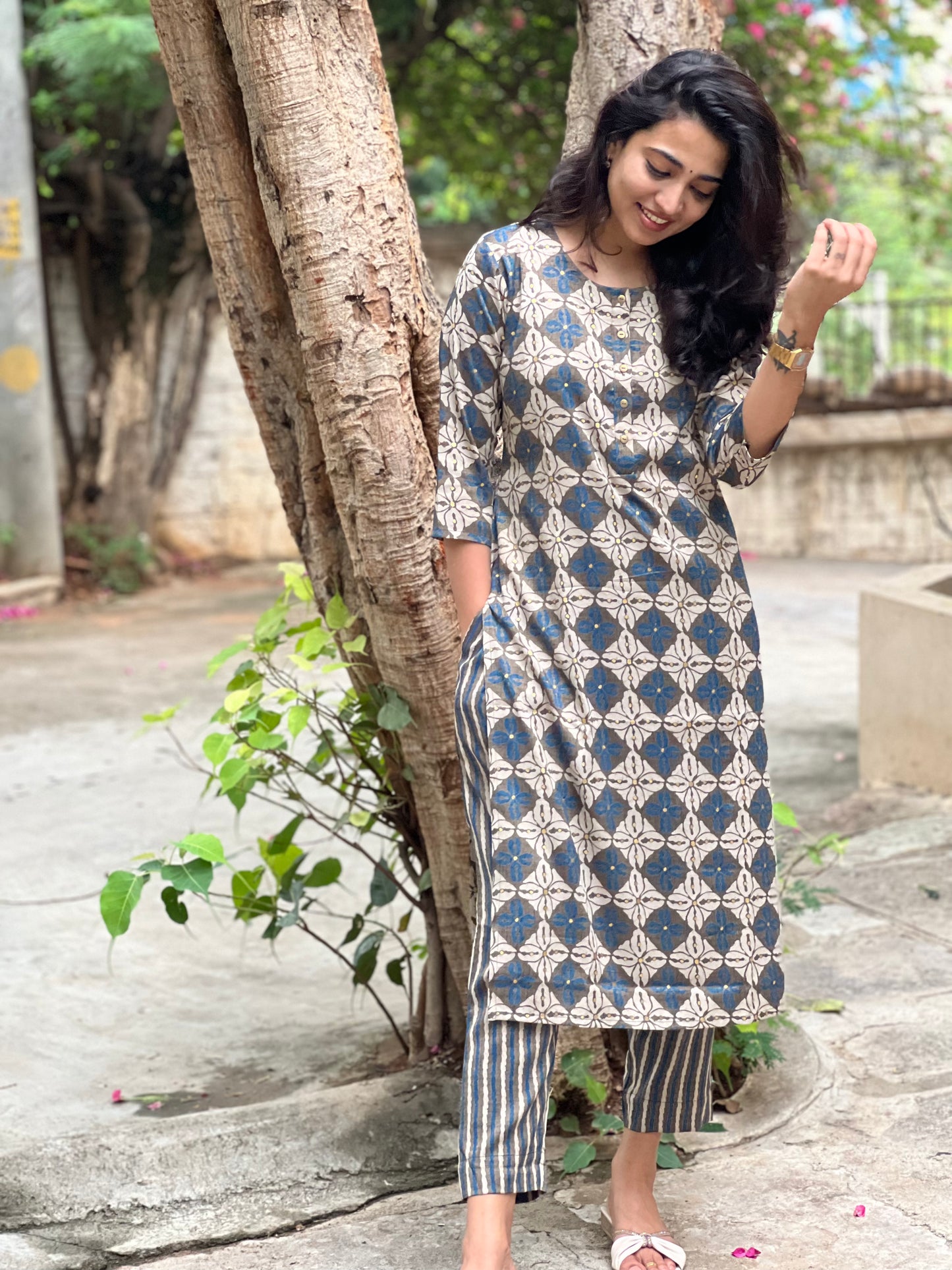Devika - Rayon Capsule Kurti and pant set - Blue