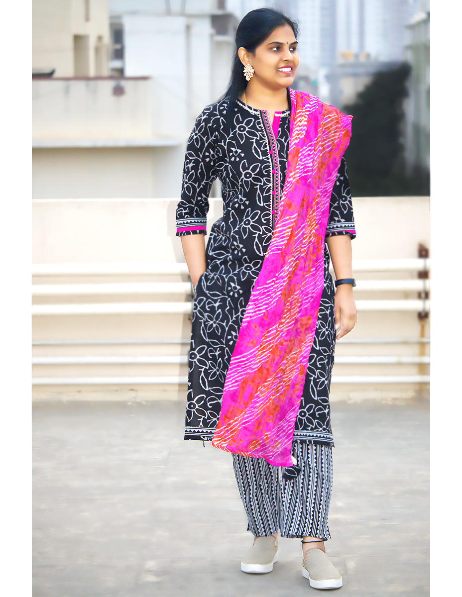 Black Full suit with lehariya dupatta