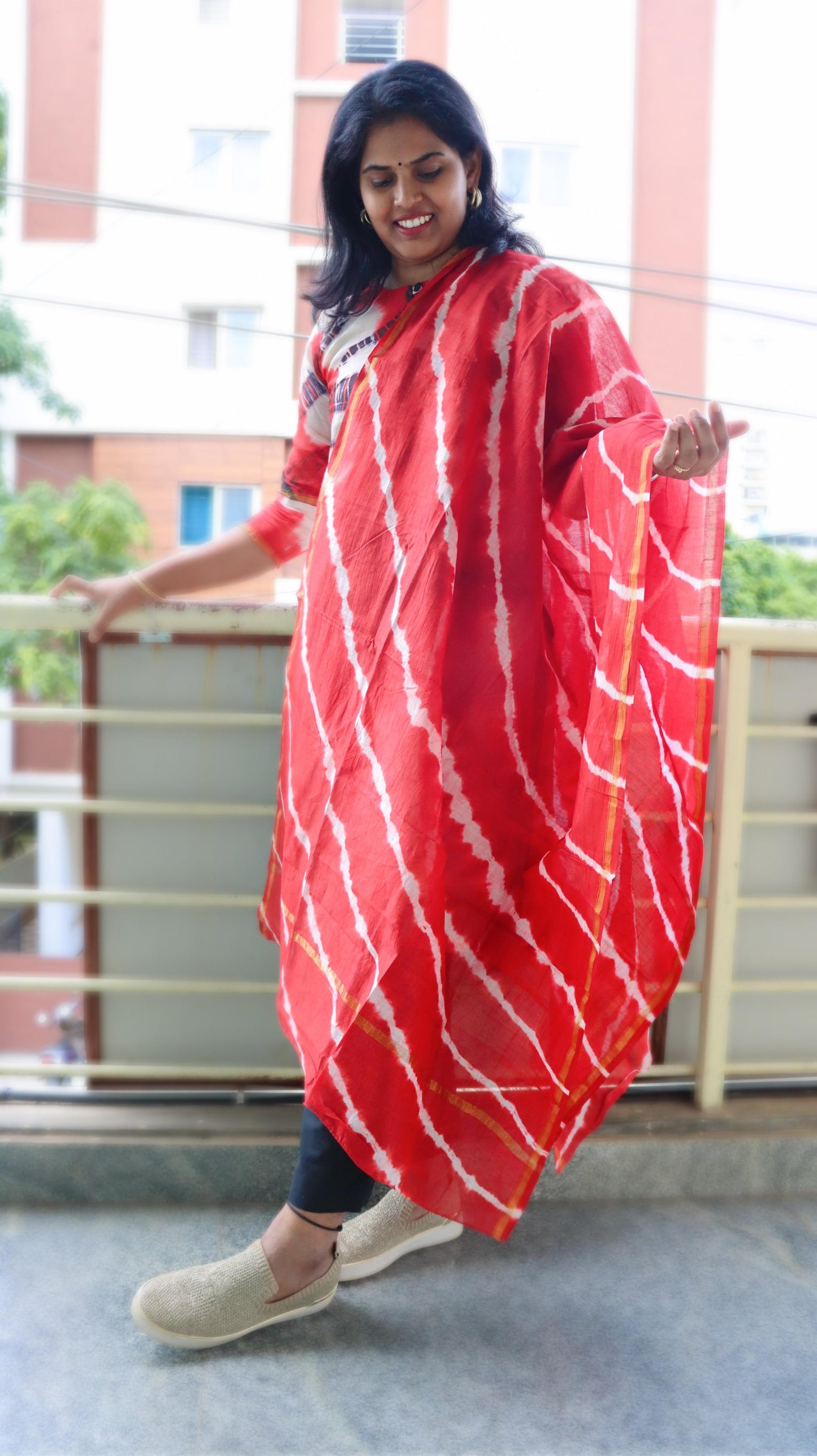 Dhanvika - Pure Block printed Chanderi tie-dye set