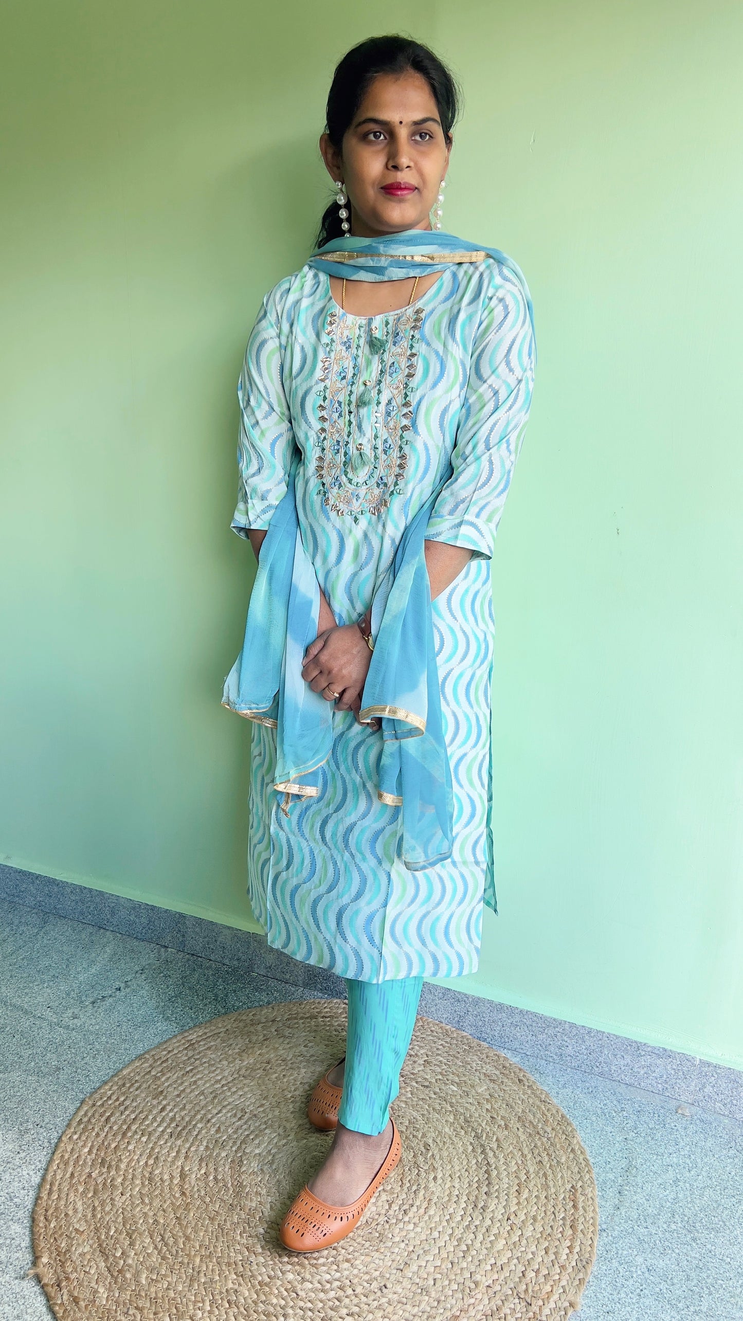 Mayra - Maslin blue suit