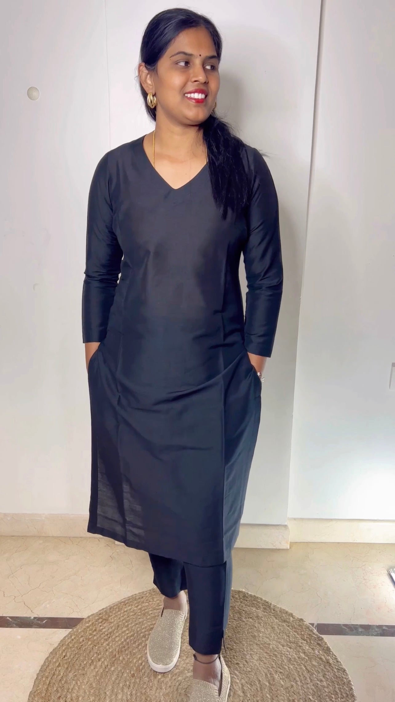 Srinidhi - Silk Cotton Kurta Set - Black