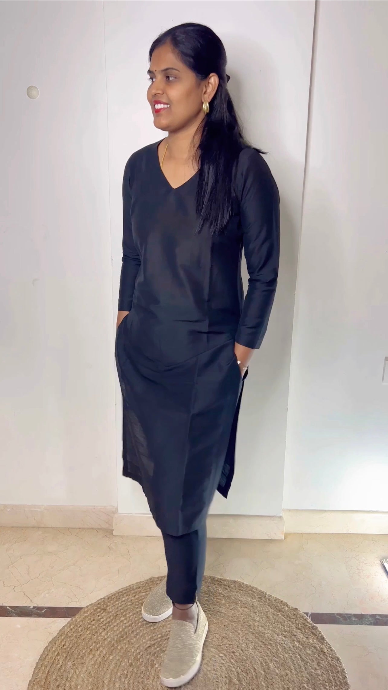 Srinidhi - Silk Cotton Kurta Set - Black