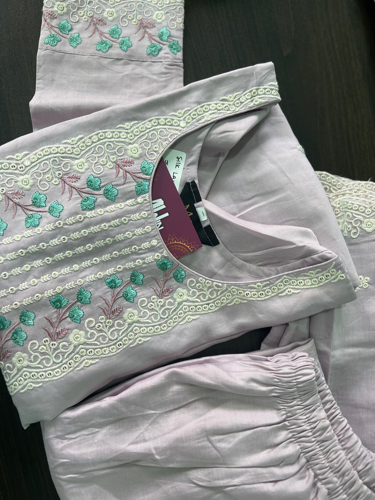 Silk suit with embroidery - lavender