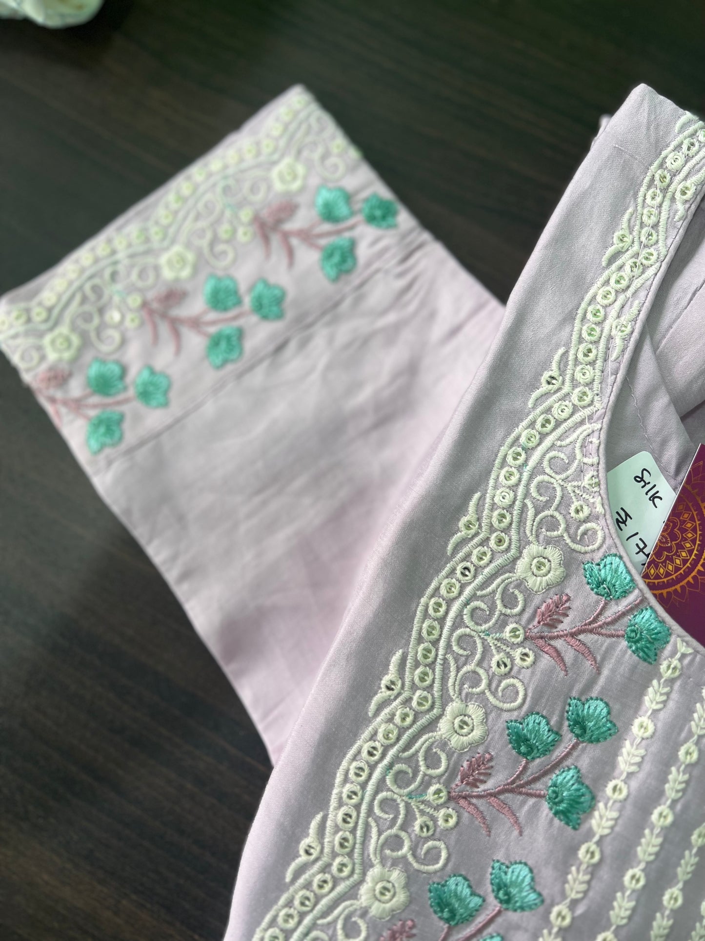 Silk suit with embroidery - lavender