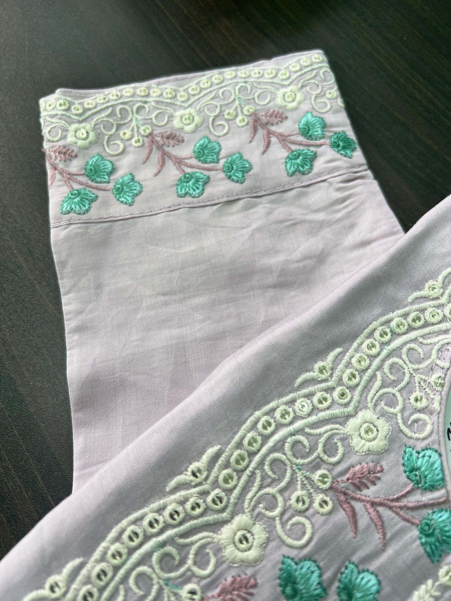 Silk suit with embroidery - lavender
