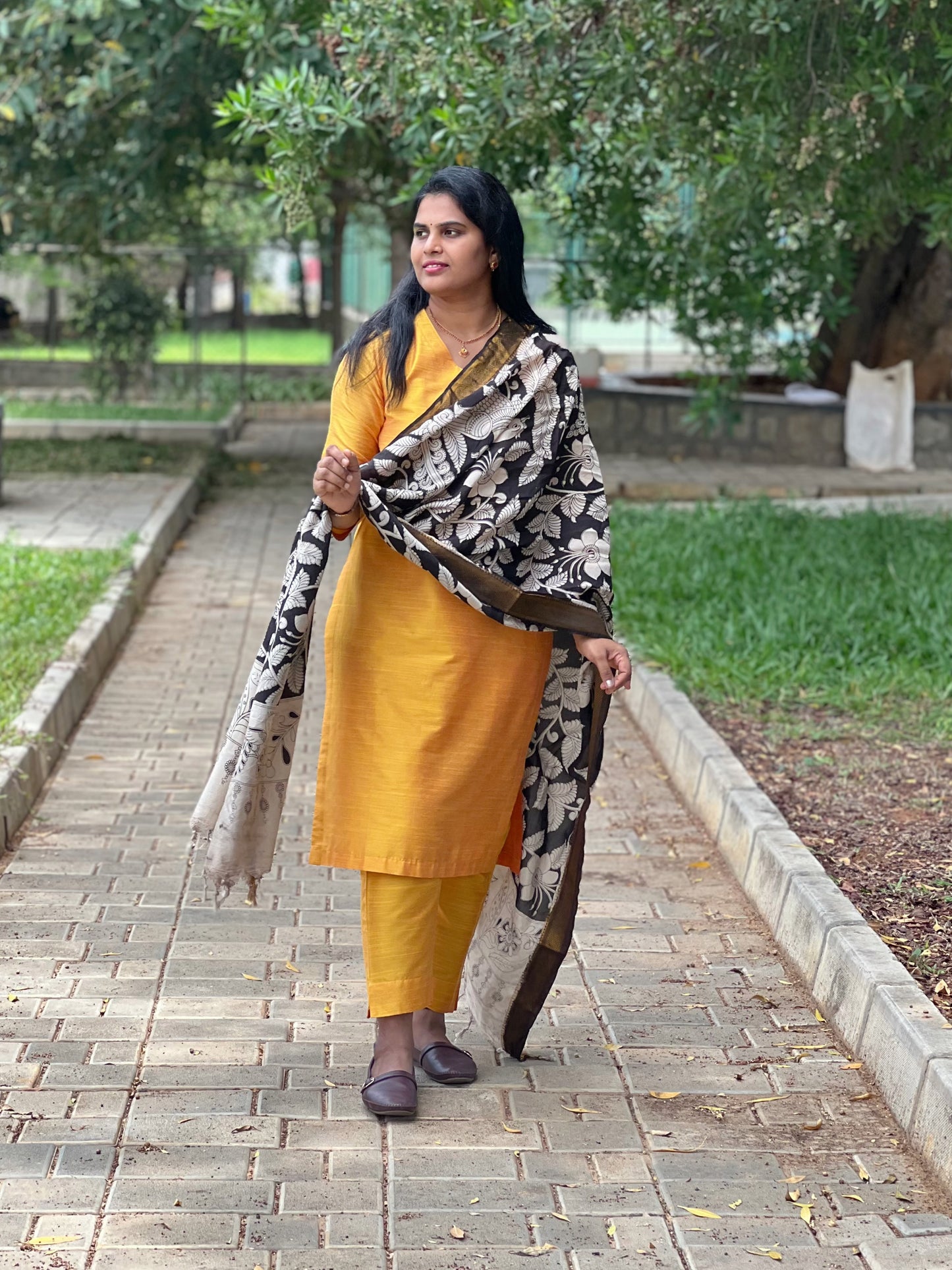 Mari Gold Yellow Silk cotton set