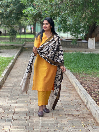Mari Gold Yellow Silk cotton set