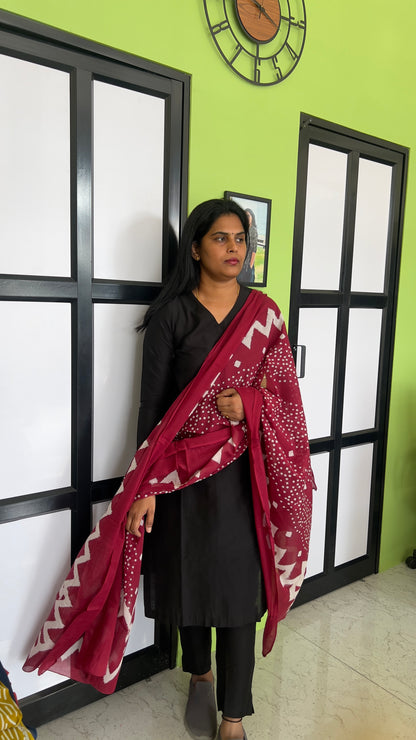 Cotton Dupatta - Wine