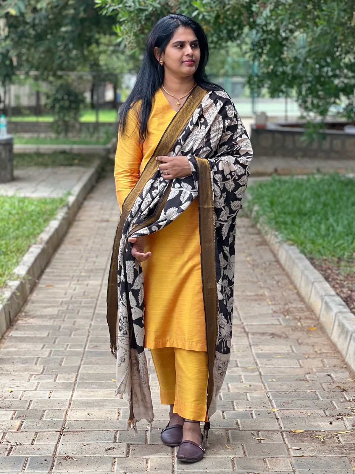 Mari Gold Yellow Silk cotton set