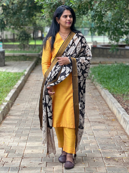 Mari Gold Yellow Silk cotton set