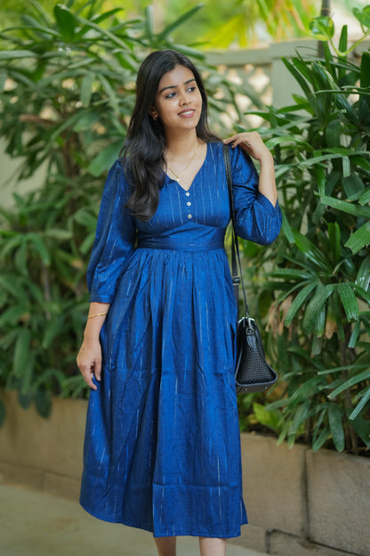 Nitara - Casual/Vacation dress- Blue