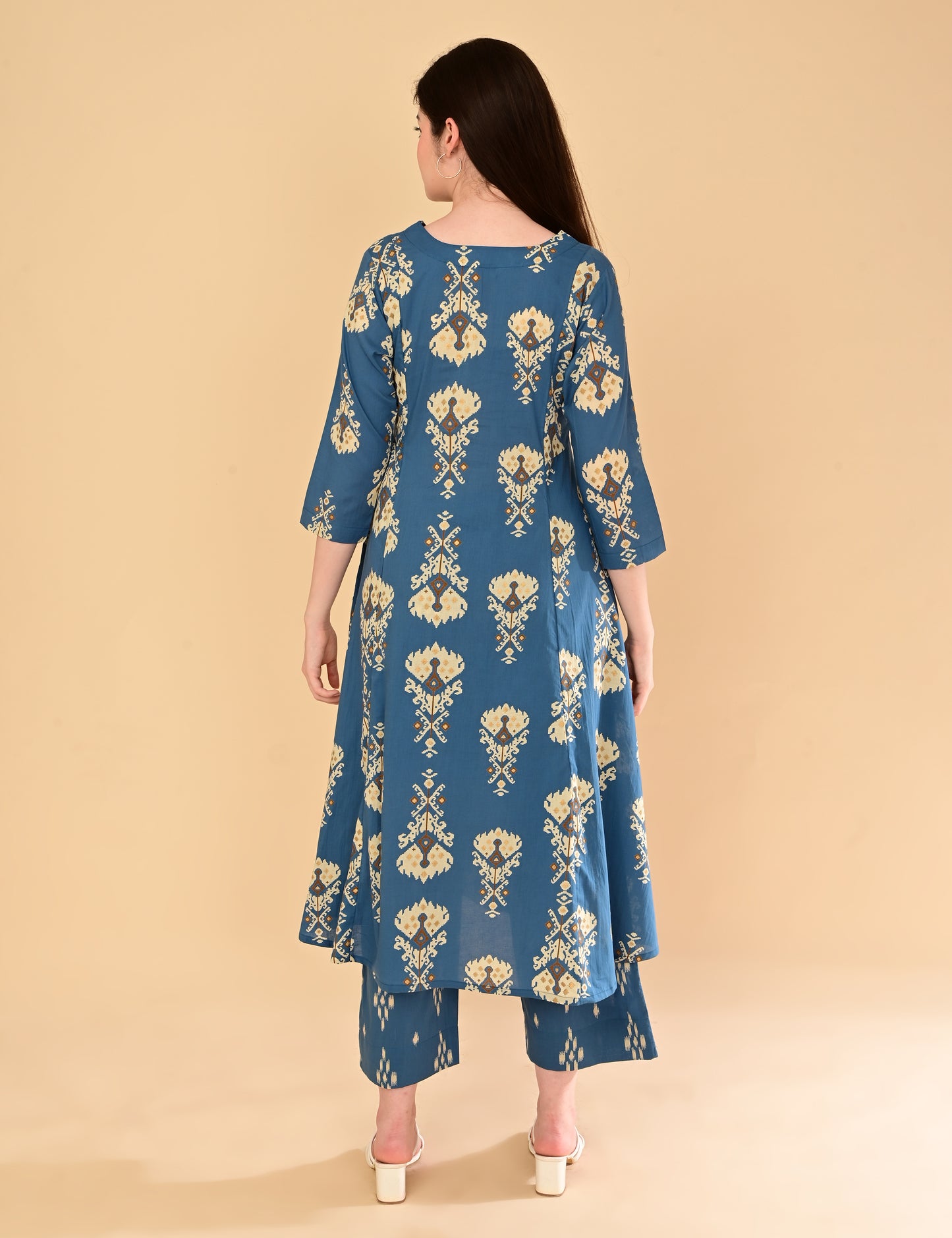 Aramya Indigo Ikat Premium Cotton Coord Set