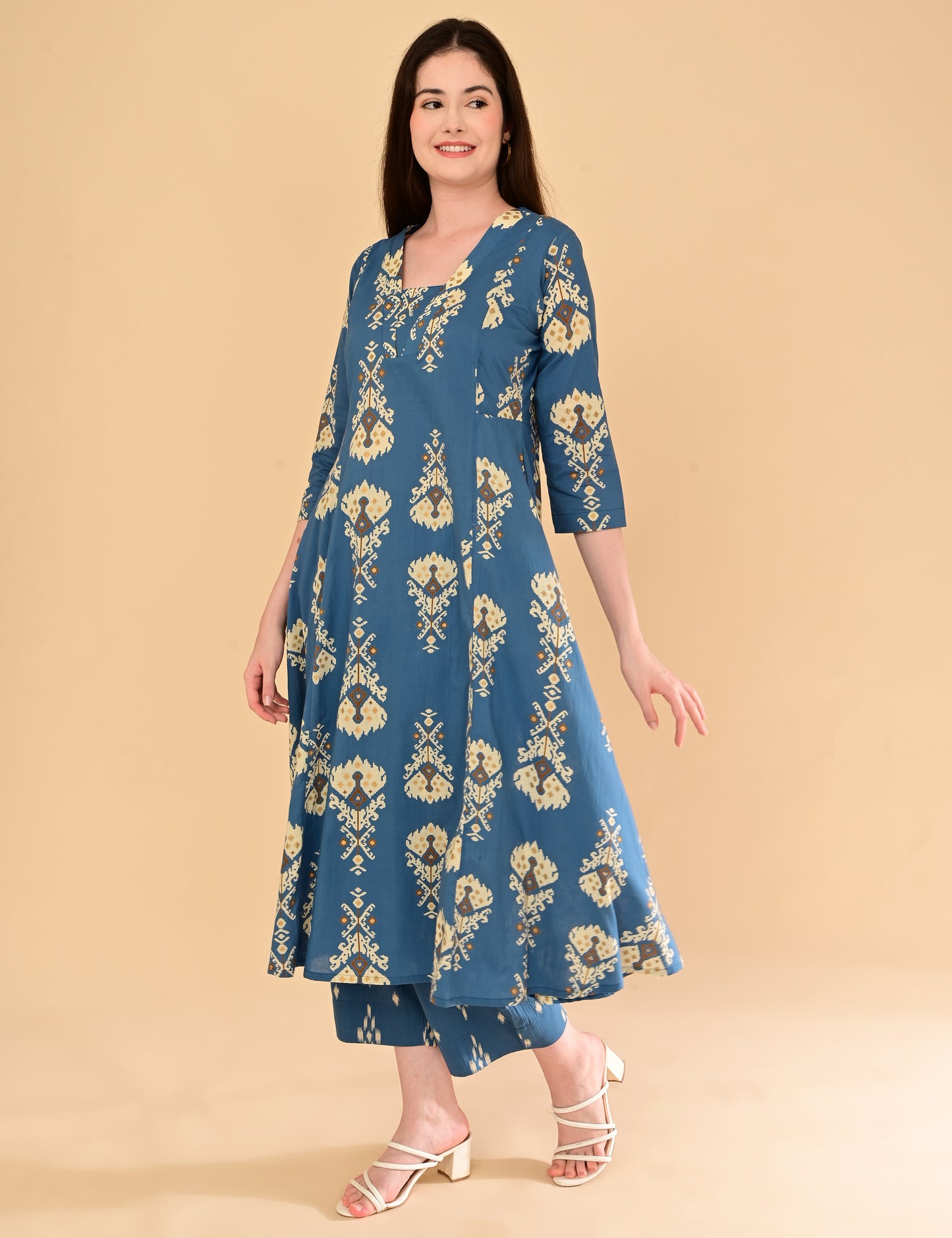 Aramya Indigo Ikat Premium Cotton Coord Set