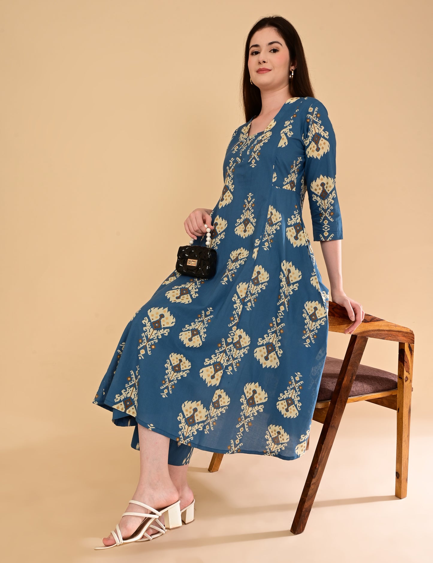 Aramya Indigo Ikat Premium Cotton Coord Set
