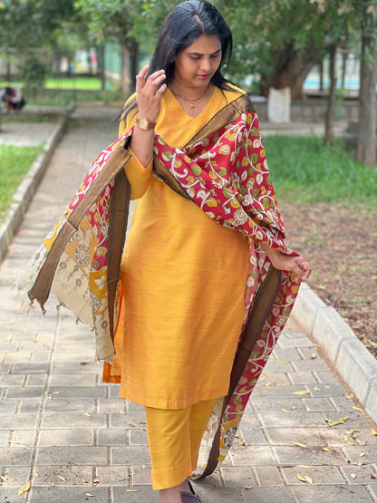 Mari Gold Yellow Silk cotton set