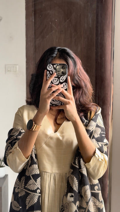 Half white Nyra Silk cotton set